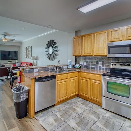 Fantastic Location! River And Mountain Views 2Br/2Ba Sleeps 6 Pigeon Forge Exterior photo
