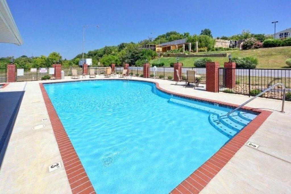 Fantastic Location! River And Mountain Views 2Br/2Ba Sleeps 6 Pigeon Forge Exterior photo